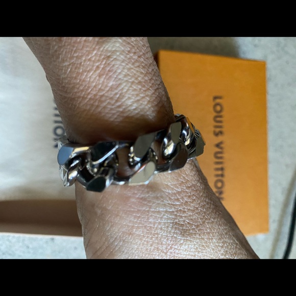 Louis Vuitton SS bracelet w original box only - Picture 10 of 16